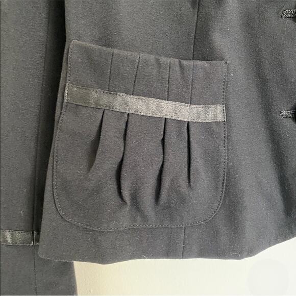 Bisou Bisou blazer size 8 bell sleeve button front cropped career office black - Picture 4 of 8